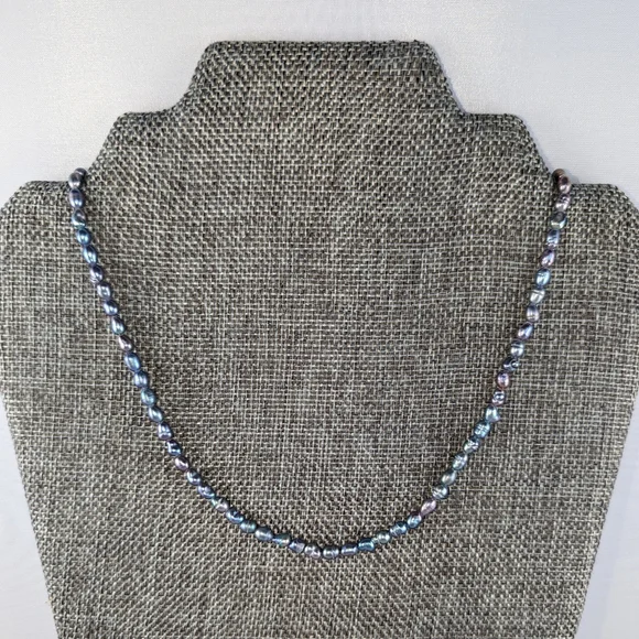 REAL 4-5mm Teeny Peacock Pearl Necklace - Picture 1 of 9